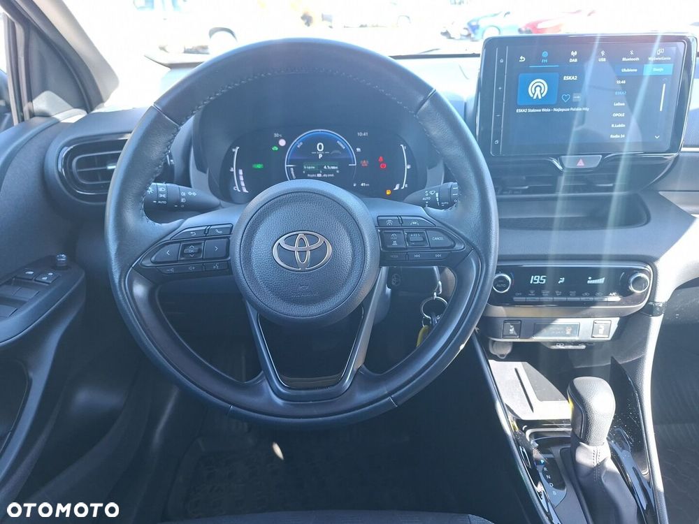 Toyota Yaris Hybrid 1.5 Style - 14