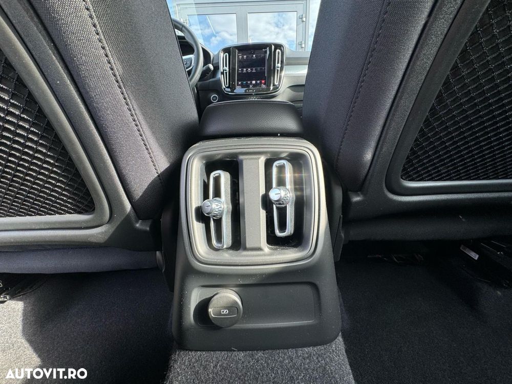 Volvo XC 40 Recharge T5 Twin Engine AT7 Inscription Expression - 20