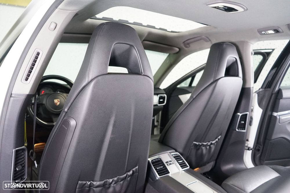 Porsche Panamera S Hybrid - 43