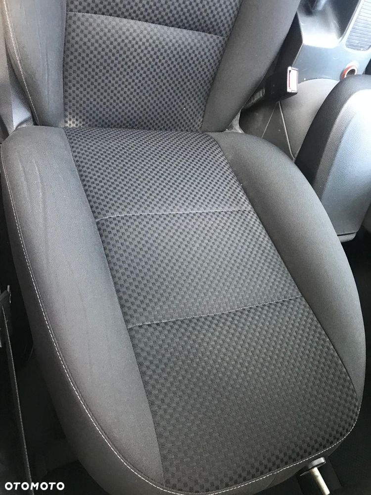 Ford C-MAX 1.8 Titanium - 5