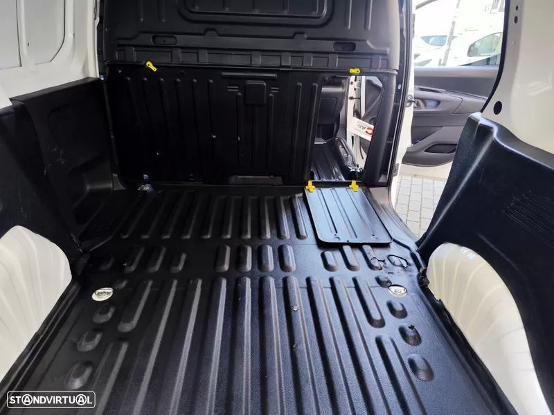 Peugeot partner 1.6hdi , 3 lug. iva dedutivel - 26