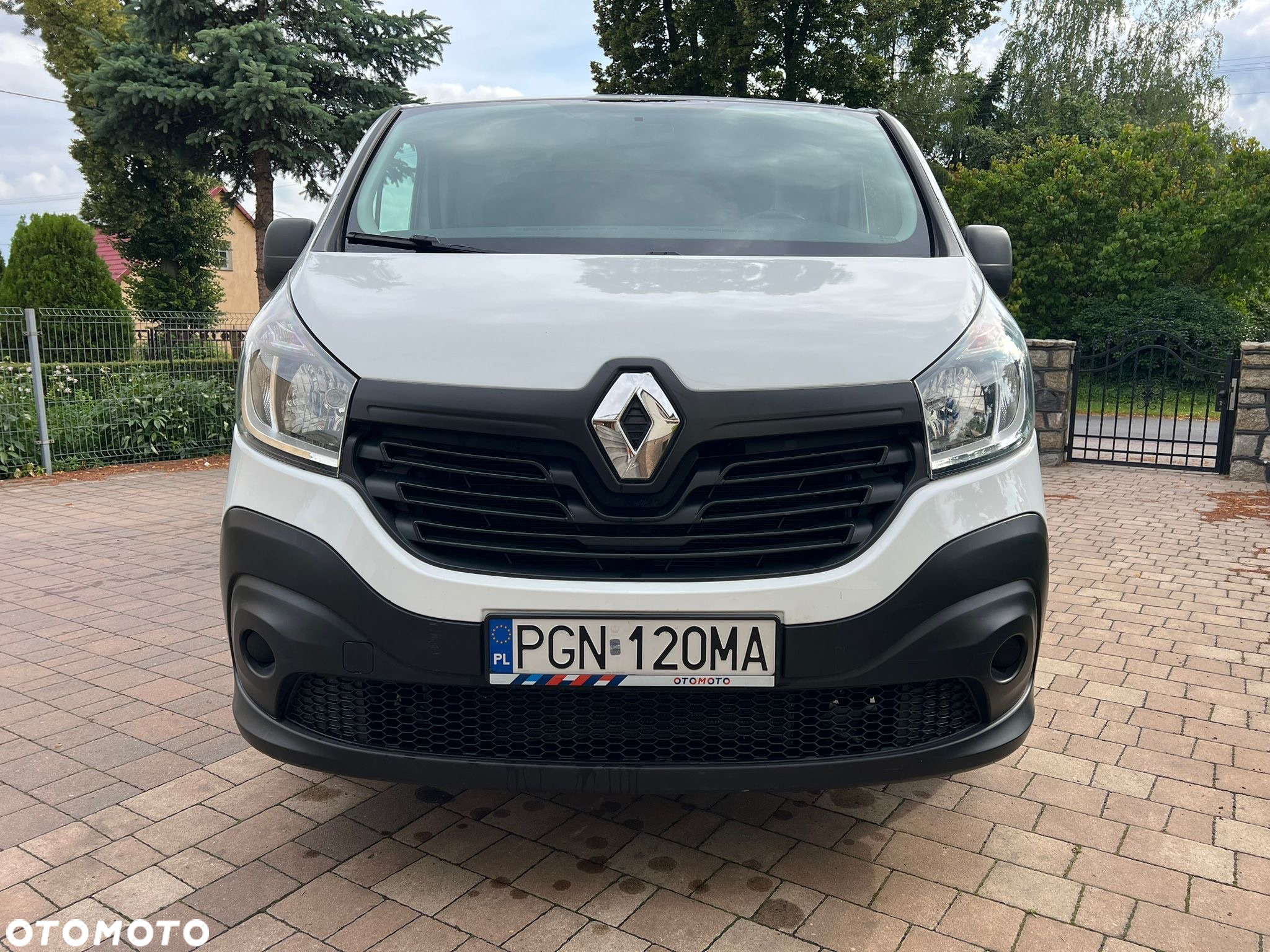 Renault Trafic - 2
