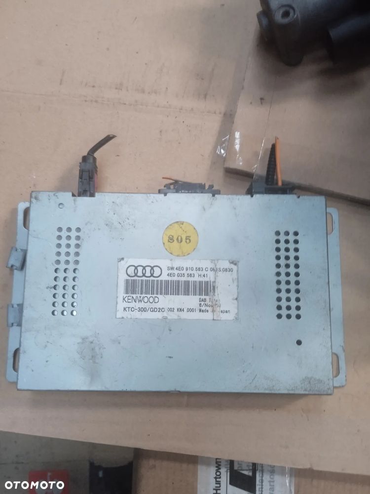 Sterownik radia 4E0035563 - 1