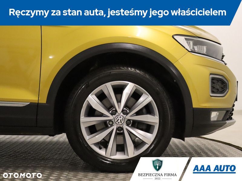 Volkswagen T-Roc - 16