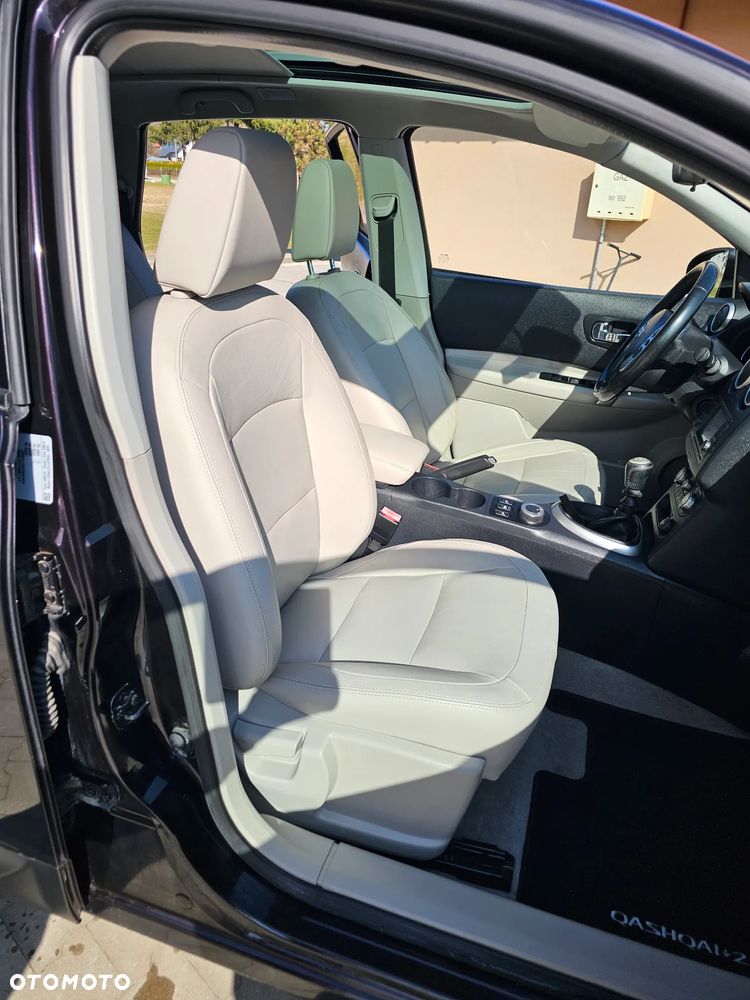 Nissan Qashqai+2 - 30