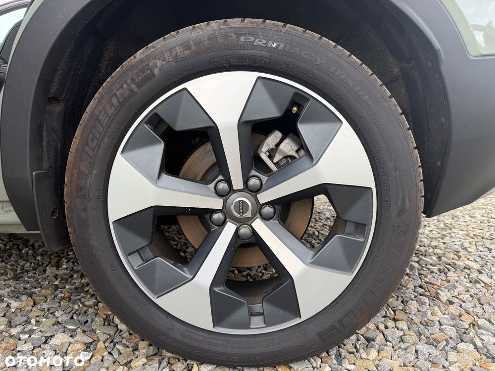 Volvo XC 40 B5 AWD Ultimate Dark - 28