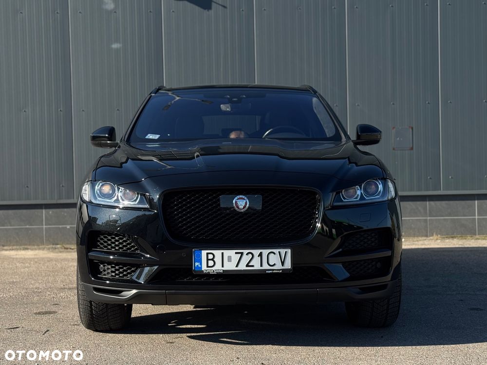 Jaguar F-Pace 30t AWD Prestige - 9
