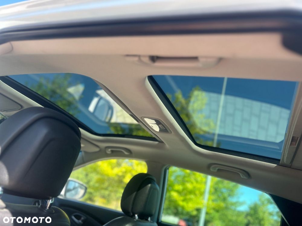Hyundai ix35 1.7 CRDi Premium 2WD - 25