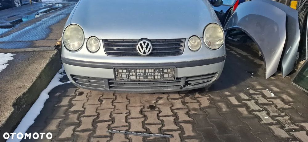 Zderzak przedni Volkswagen Polo 9n - 1