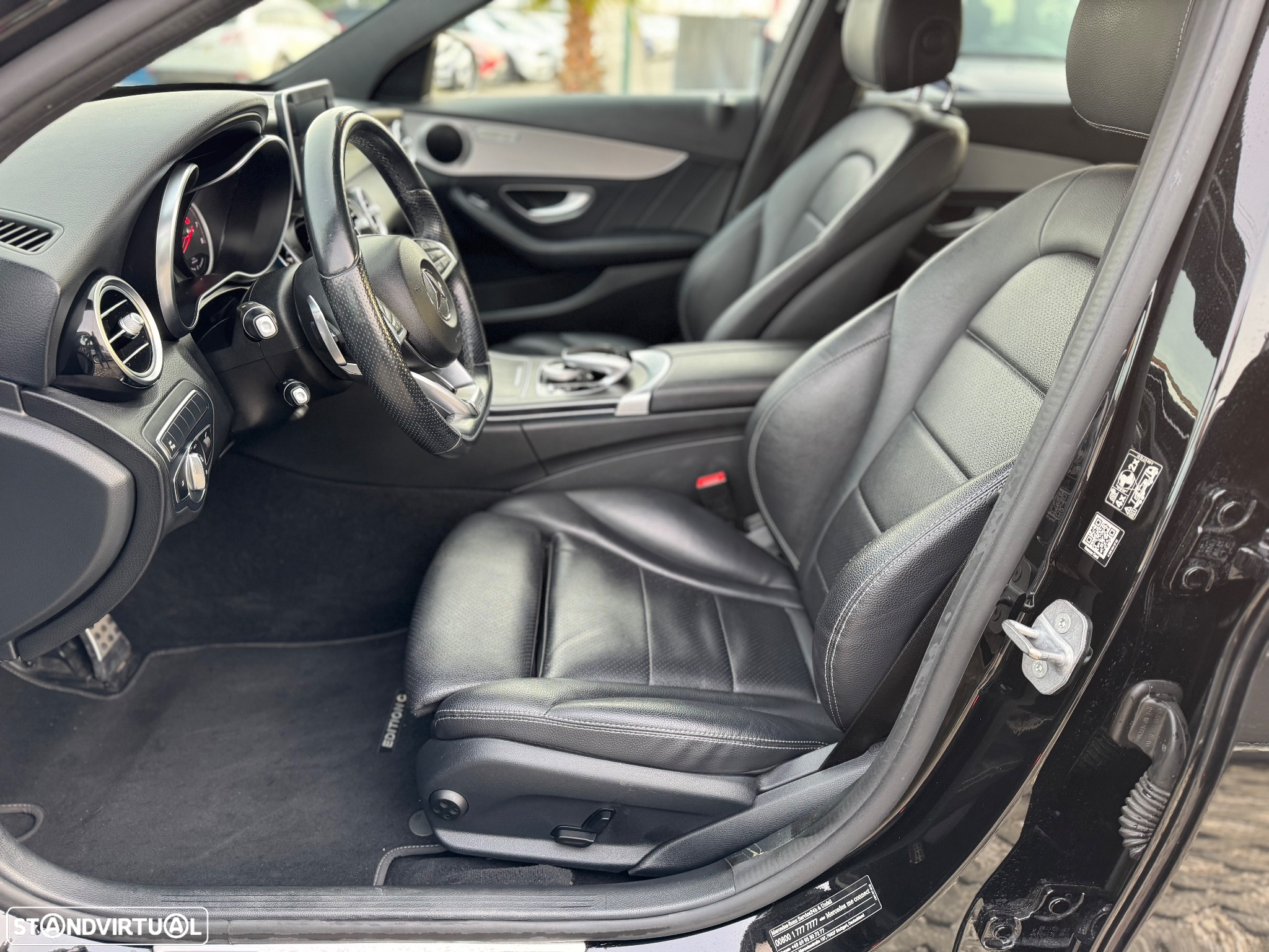 Mercedes-Benz C 350 e - 12