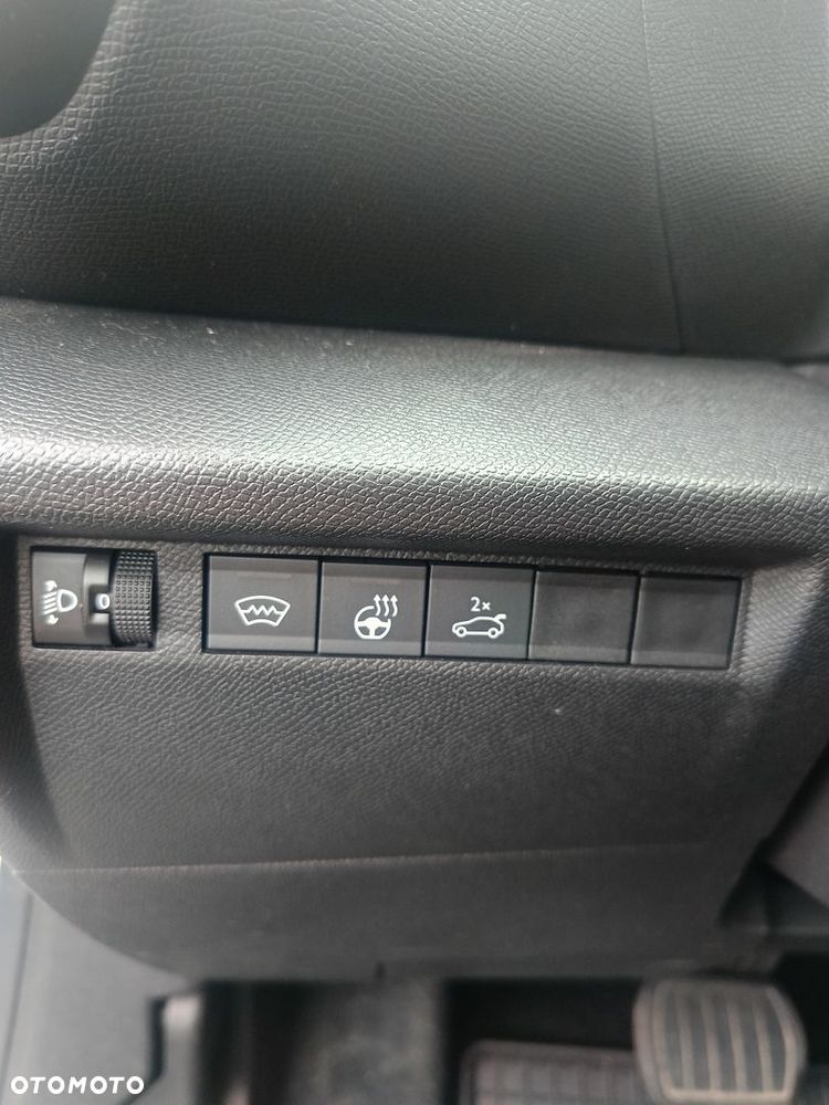 Citroën C4X 1.2 PureTech Feel Pack S&S EAT8 - 11