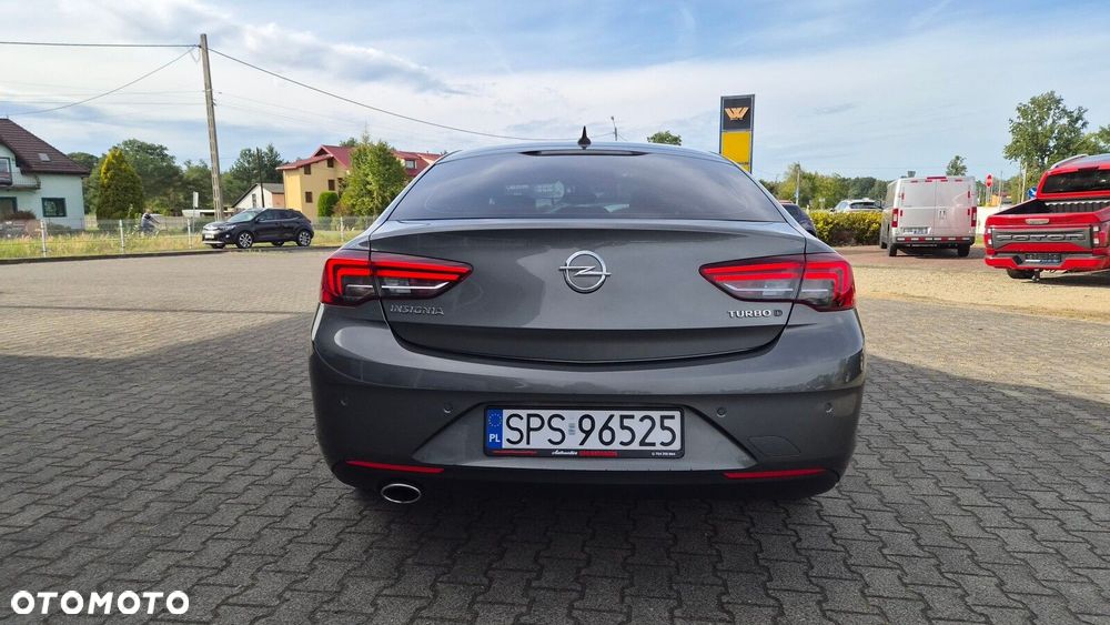Opel Insignia - 23