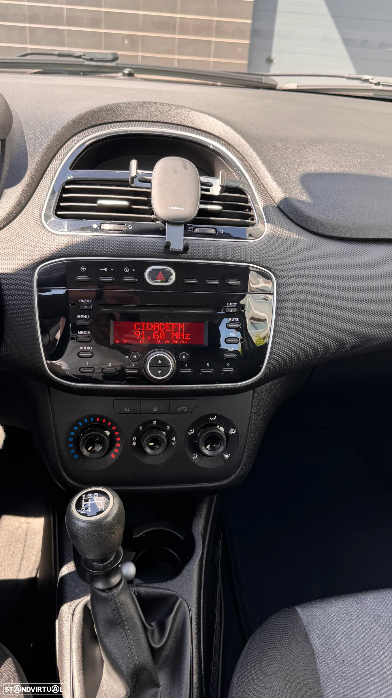 Fiat Punto 1.2 Young II S&S - 11