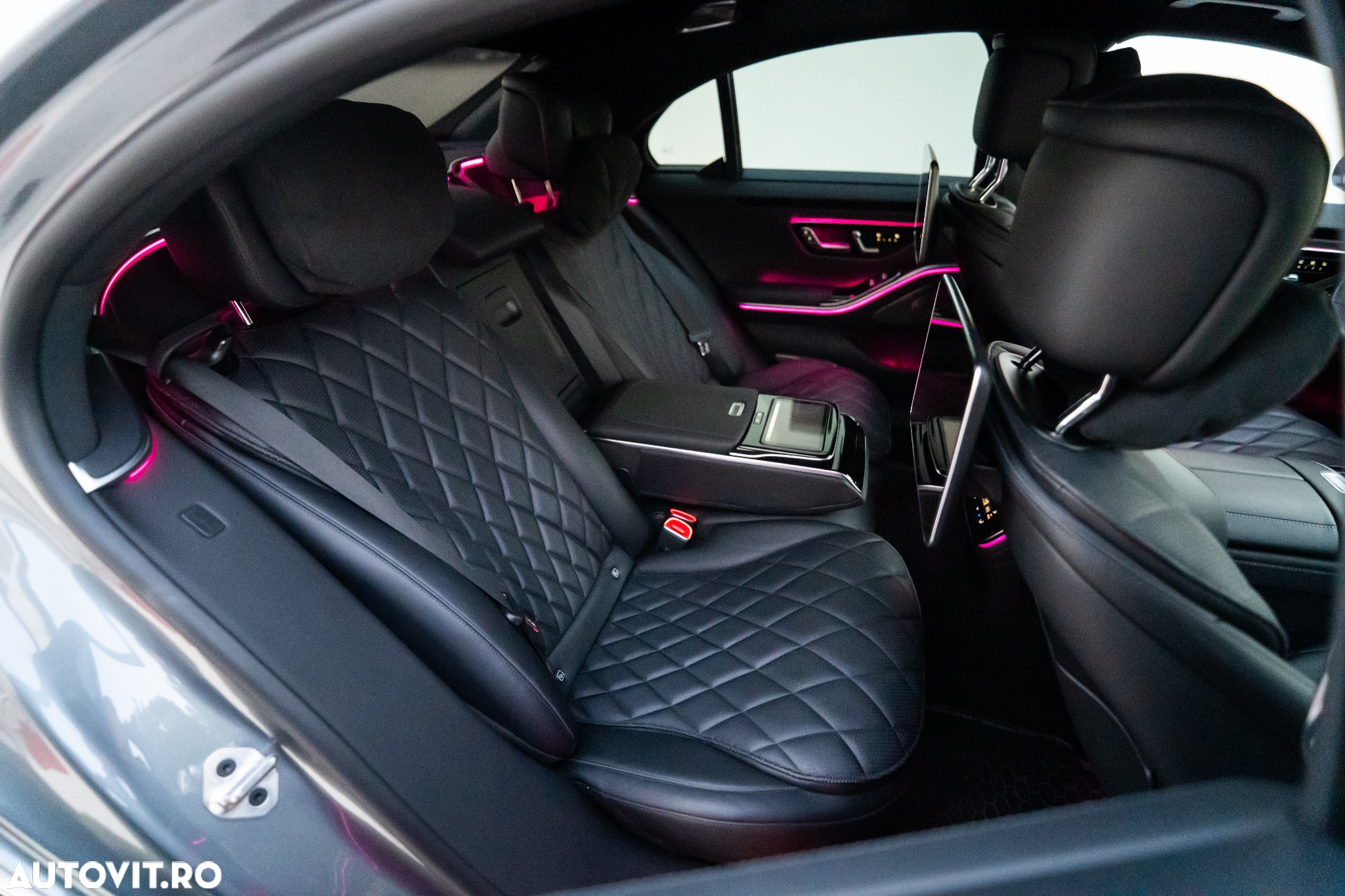Mercedes-Benz S 400 d 4Matic 9G-TRONIC - 29