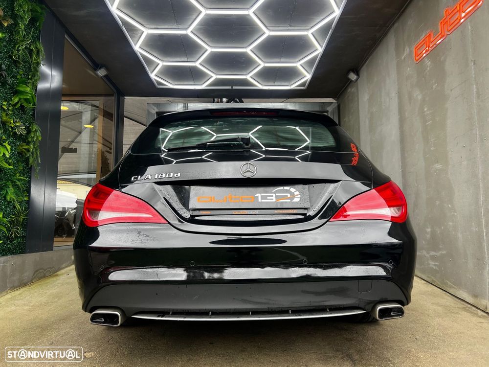 Mercedes-Benz CLA 180 d Shooting Brake - 6