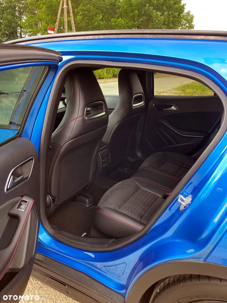 Mercedes-Benz GLA 250 7G-DCT AMG Line - 15