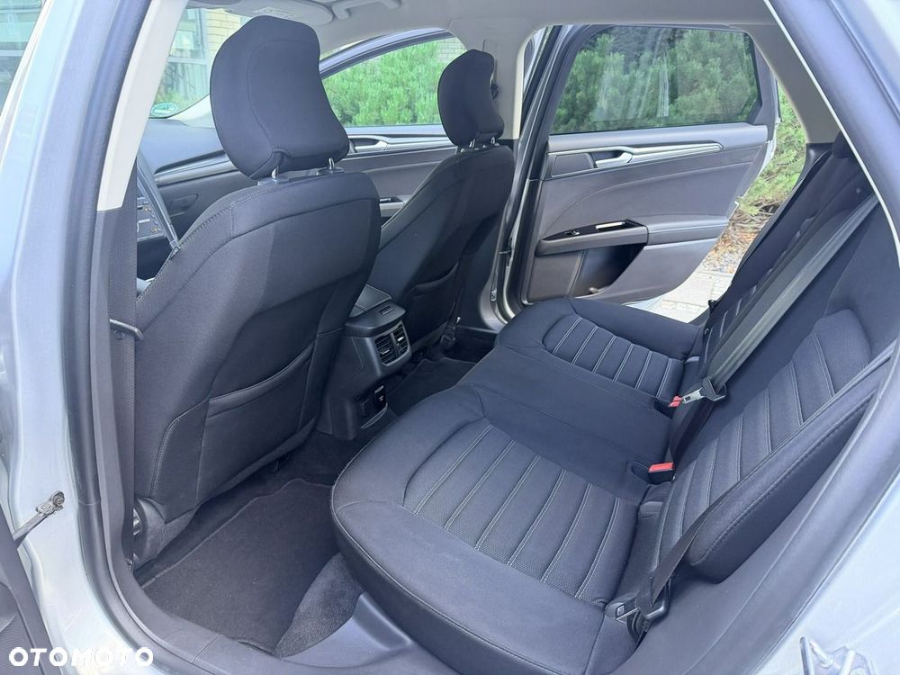 Ford Mondeo - 24