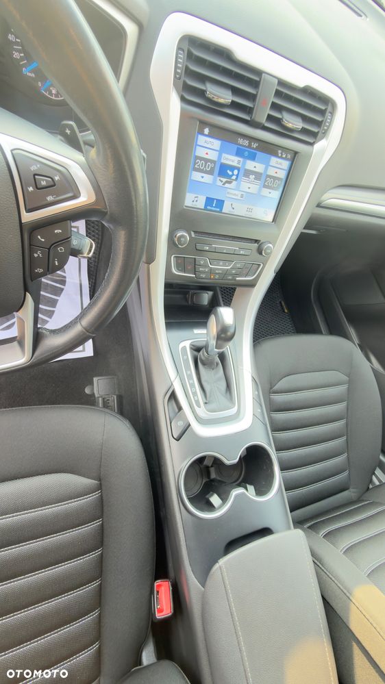 Ford Mondeo - 24