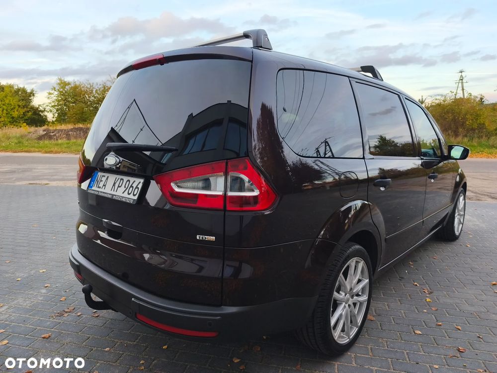 Ford Galaxy 2.0 TDCi Ambiente - 8