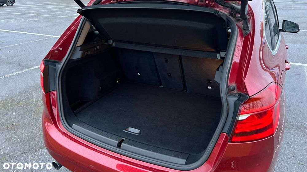 BMW Seria 2 216d Advantage - 13