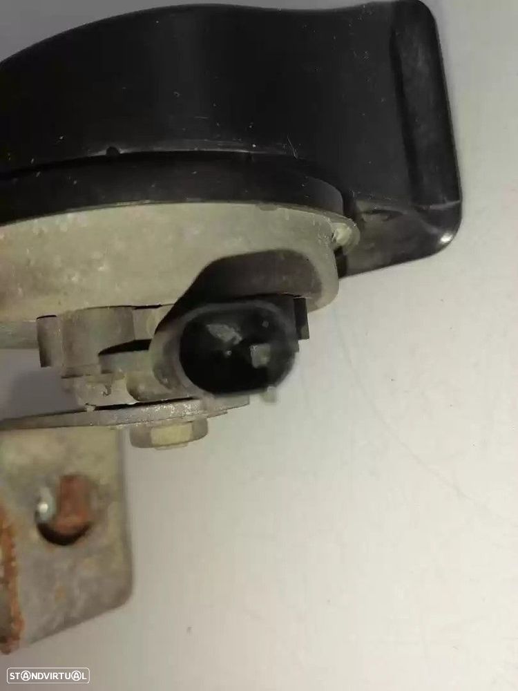 BUZINA BMW 1 2004 - - 3