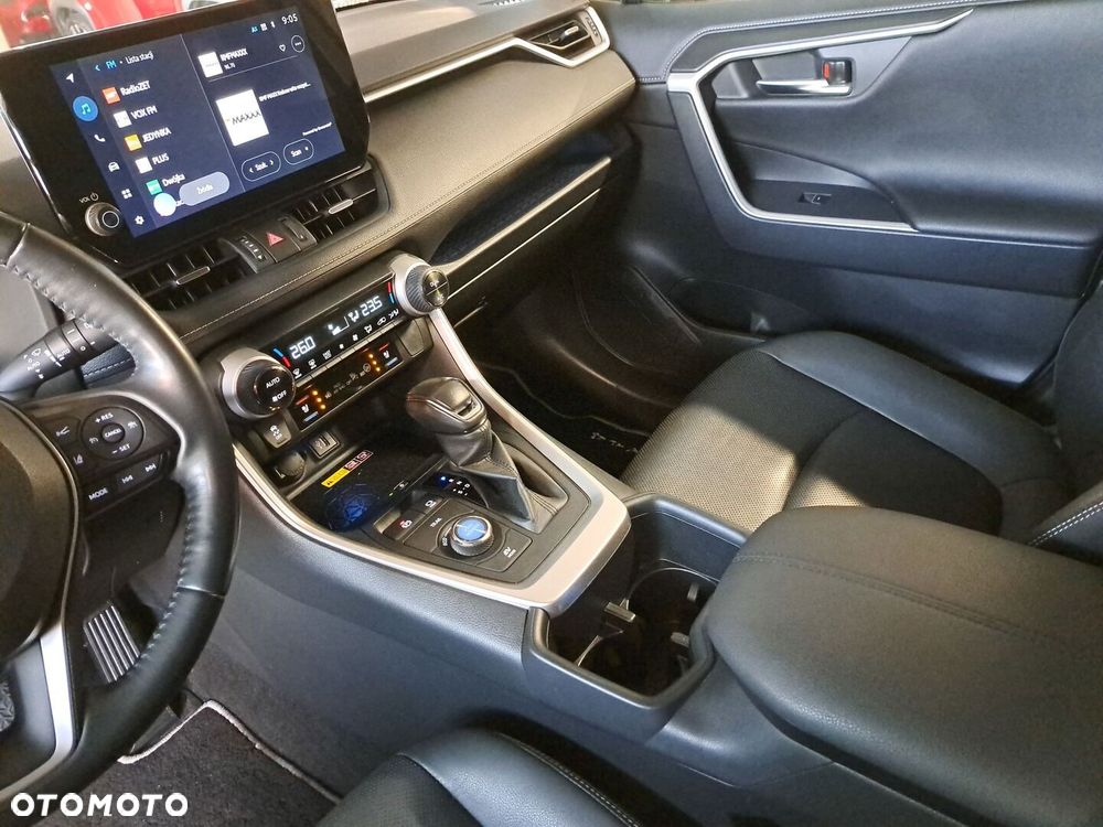 Toyota RAV4 - 28