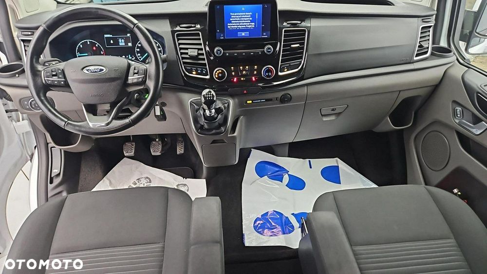 Ford Transit Custom - 13