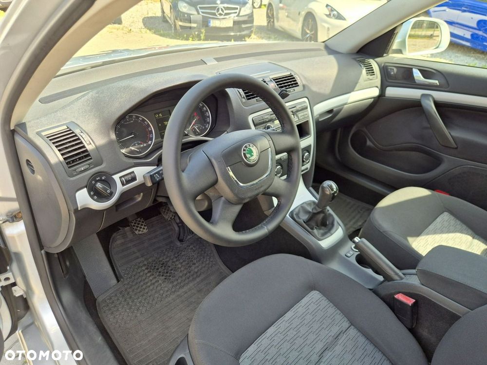 Skoda Octavia 1.6 TDI Active - 14