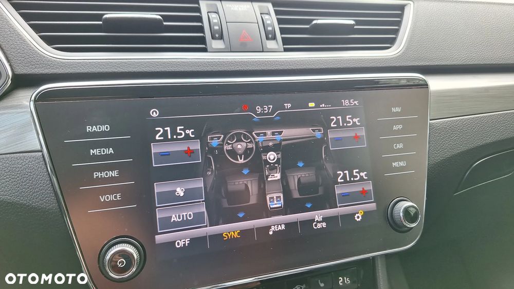 Skoda Superb 2.0 TDI SCR 4x4 Style DSG - 13