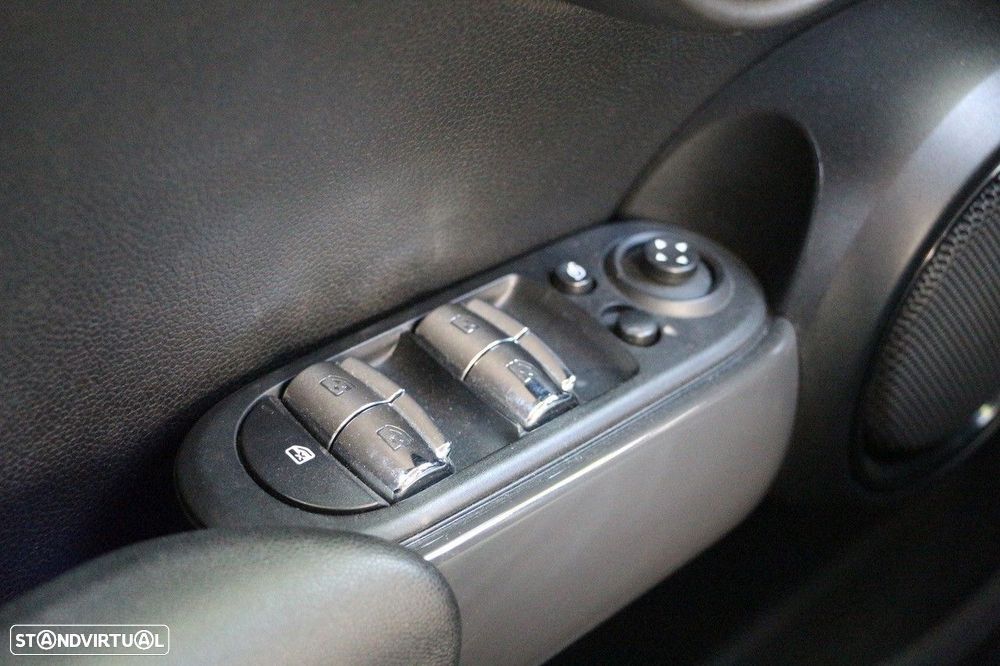 MINI 5 Portas One - 34