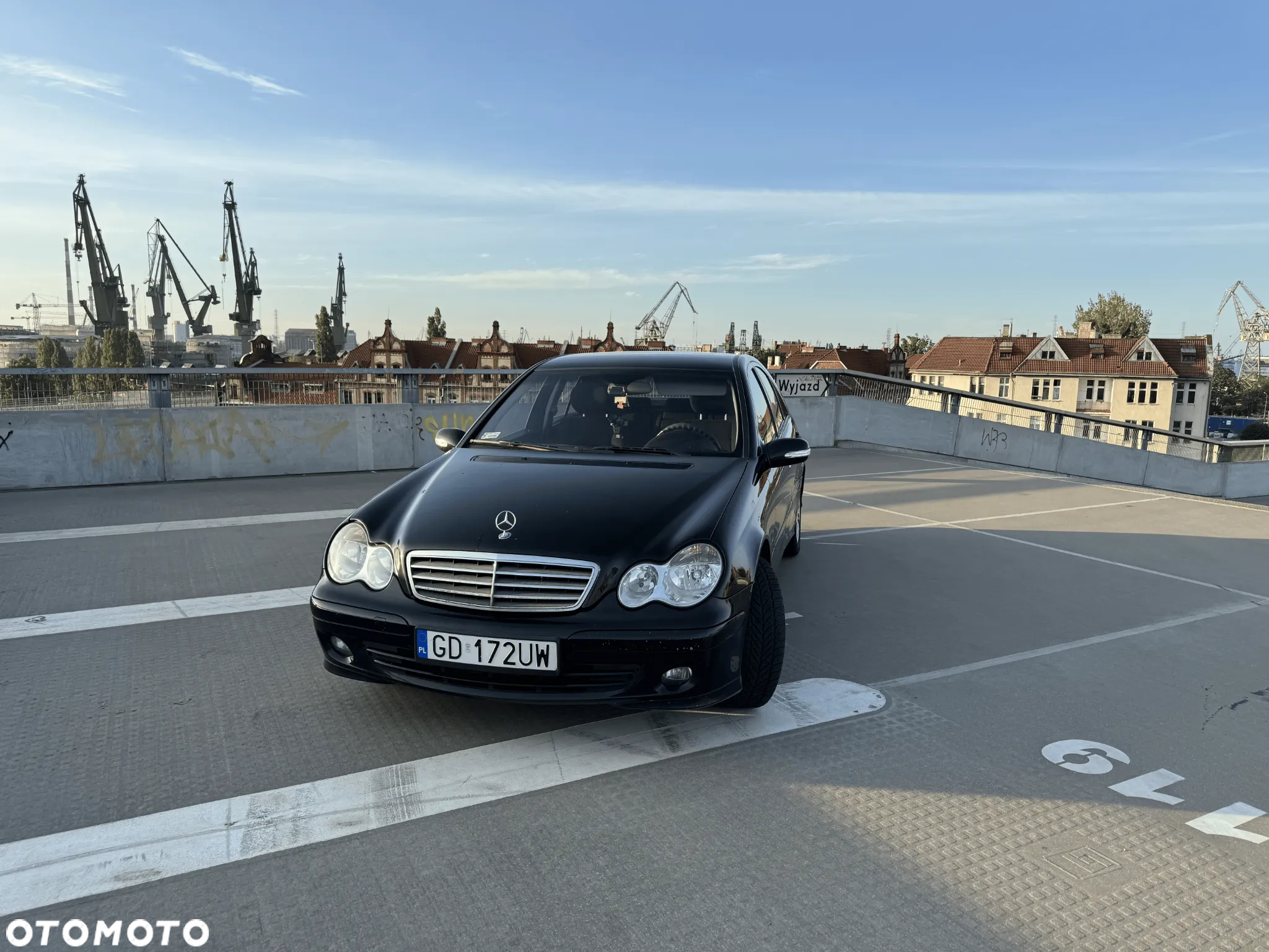Mercedes-Benz Klasa C 180 T Kompressor Classic - 3