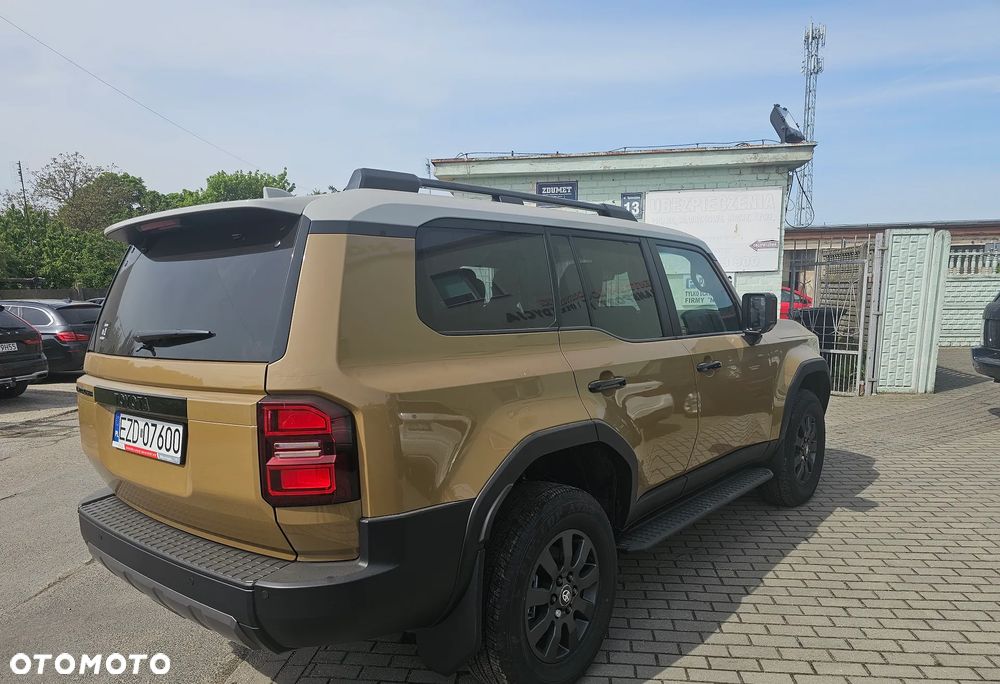Toyota Land Cruiser LC 2.8 D-4D First Edition - 15
