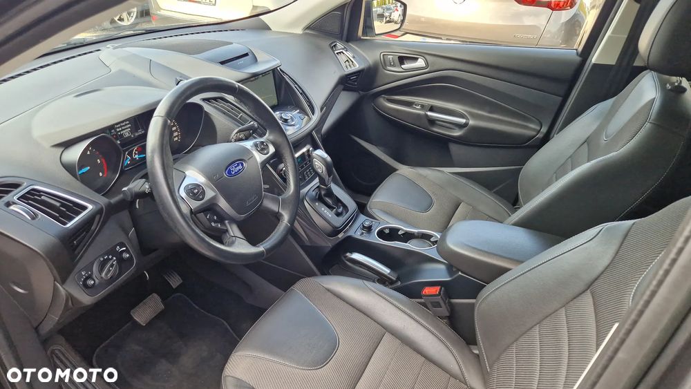 Ford Kuga 2.0 TDCi 4x4 Titanium - 8