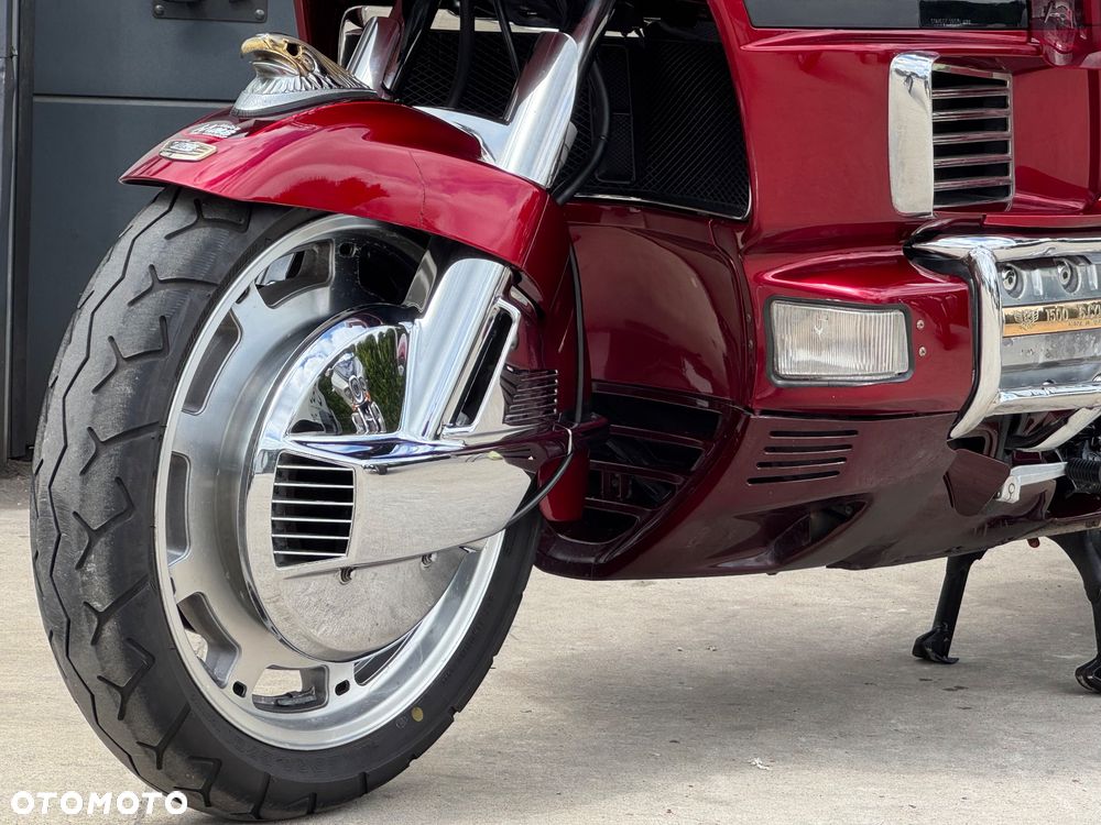Honda GL - 33