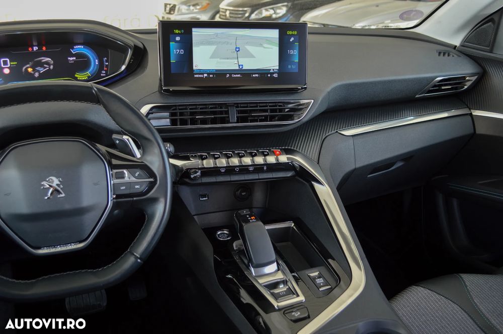 Peugeot 3008 PHEV 300 EAT8 4X4 Allure Pack - 37