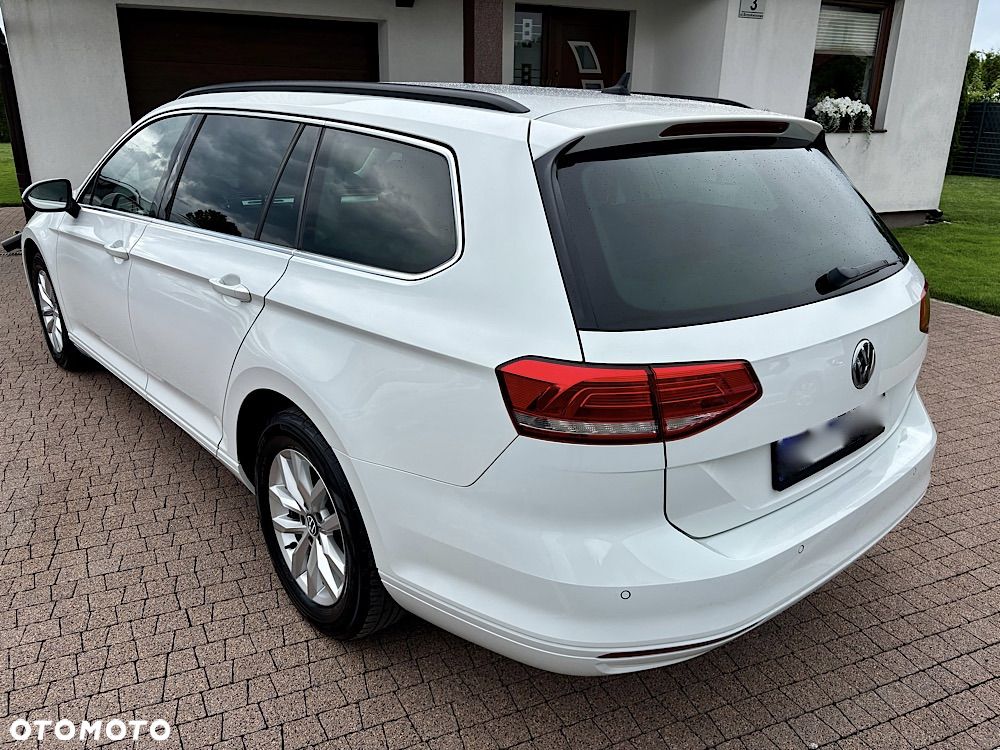 Volkswagen Passat 2.0 TDI BMT Highline - 26