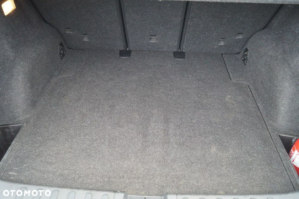 BMW X1 sDrive18d - 22