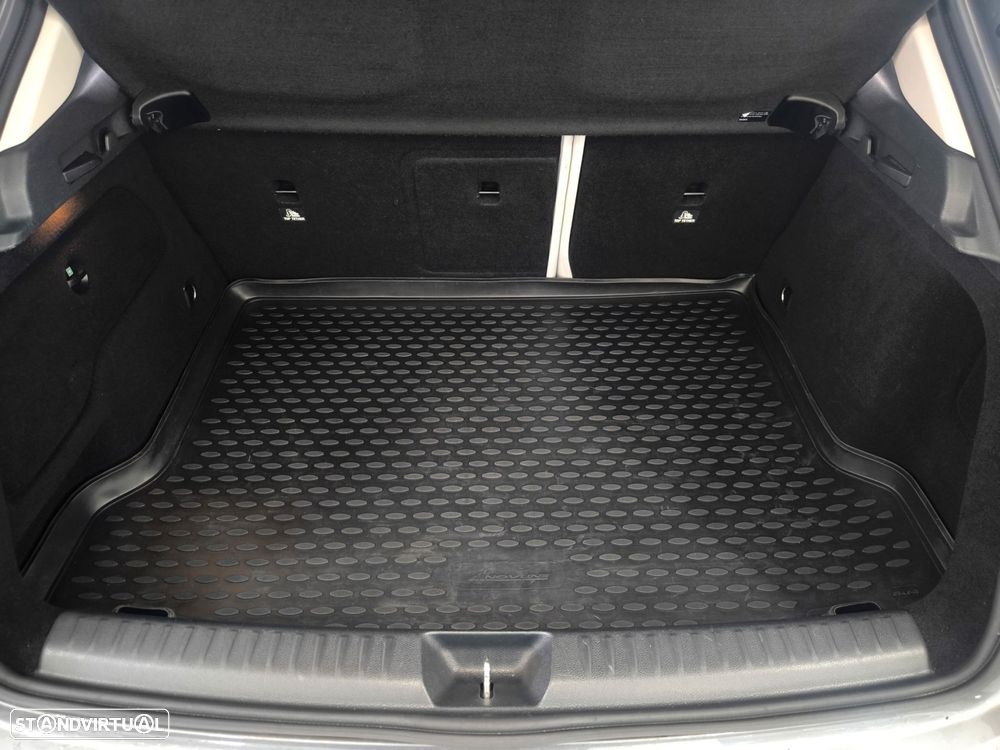 Mercedes-Benz GLA 45 AMG 4-Matic - 28