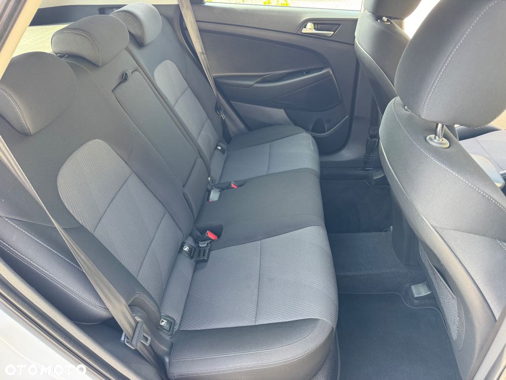 Hyundai Tucson blue 1.6 GDi 2WD Advantage - 32