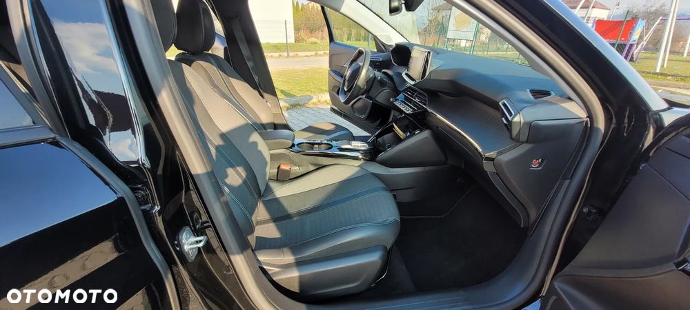 Peugeot 208 Elektromotor 136 GT Pack - 21