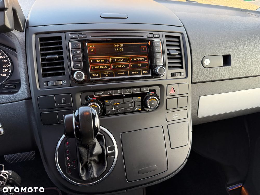 Volkswagen Multivan - 14