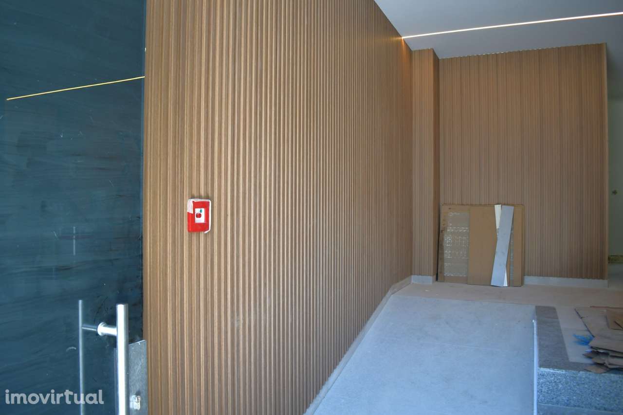 T0 com Terraço, em fase final de acabamentos - Novo na Senhora da Hora - Grande imagem: 2/7