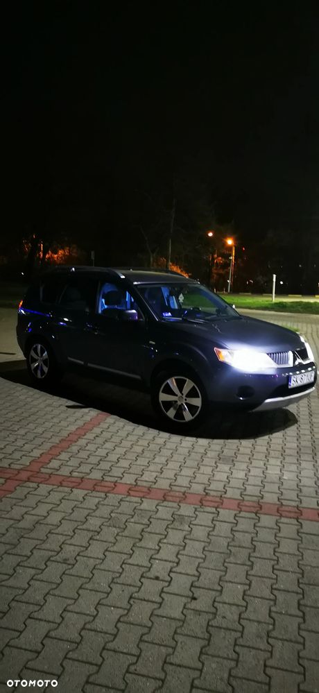 Mitsubishi Outlander 3.0 V6 LS 2WD - 1