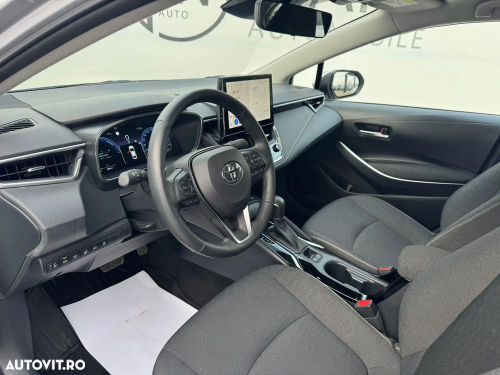 Toyota Corolla 1.8 HSD Dynamic - 8