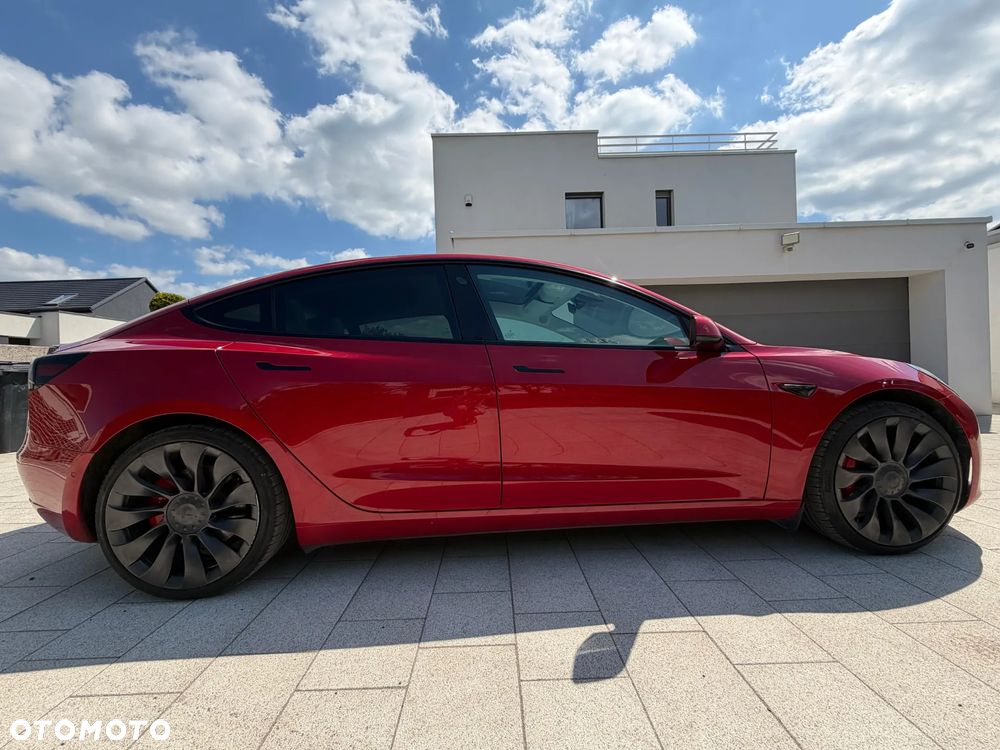 Tesla Model 3 - 2