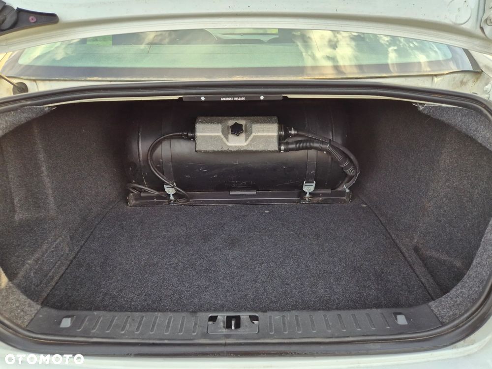 Volvo S80 2.5T Momentum - 3