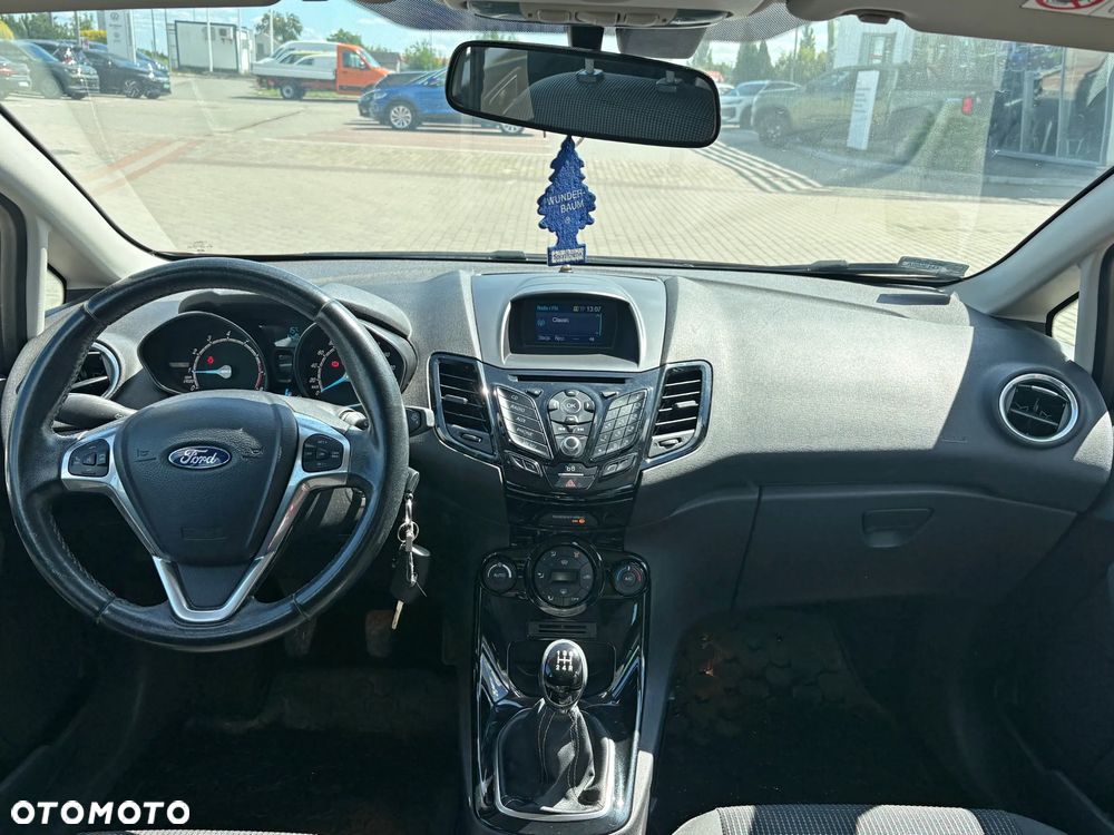 Ford Fiesta 1.0 EcoBoost Titanium - 10