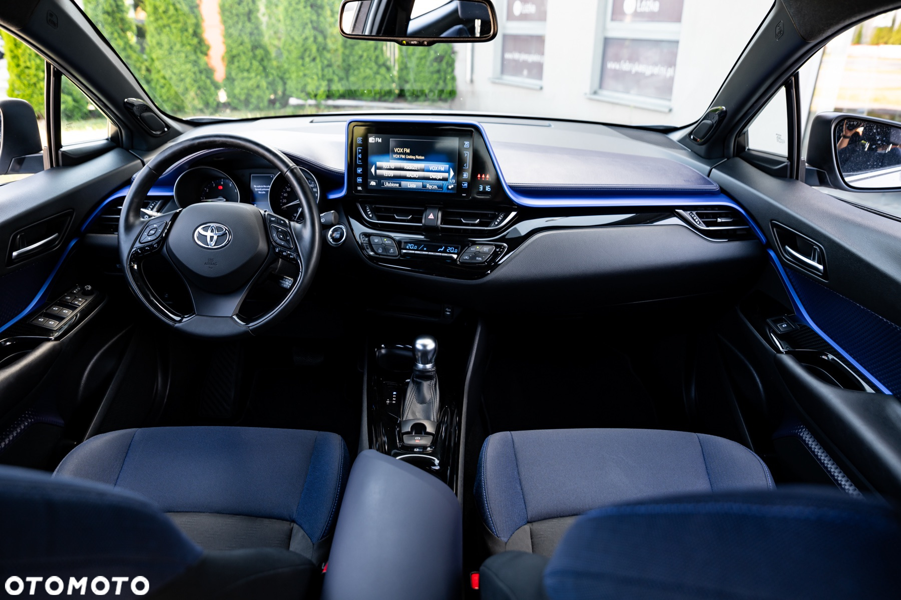 Toyota C-HR 1.2 T Prestige CVT 4x4 - 25