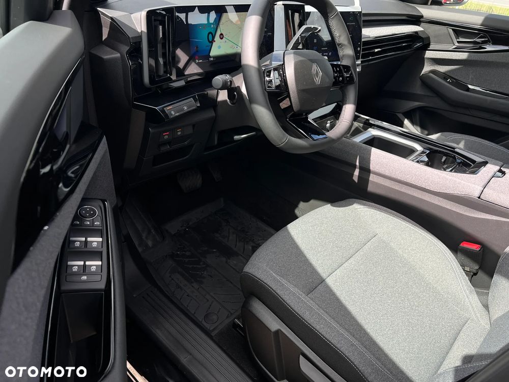 Renault Austral 1.3 TCe mHEV Evolution - 10