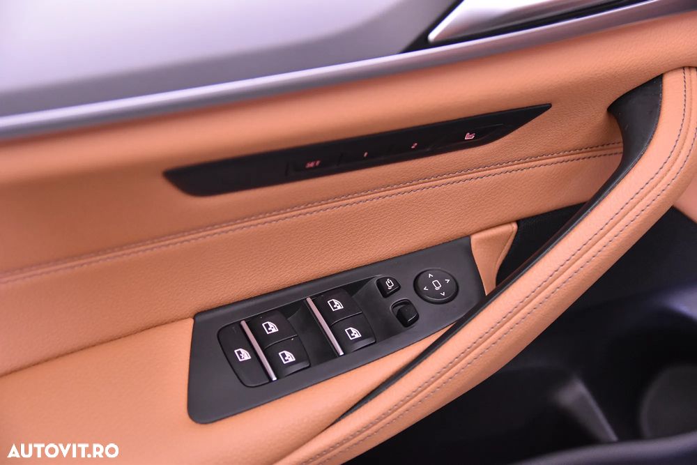 BMW Seria 5 520d Aut. - 14